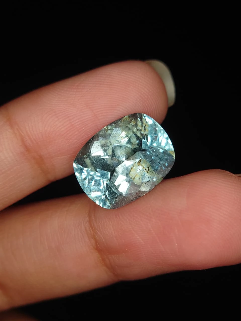 9.4ct Natural Medium Blue Aquamarine from Nigeria — view 1